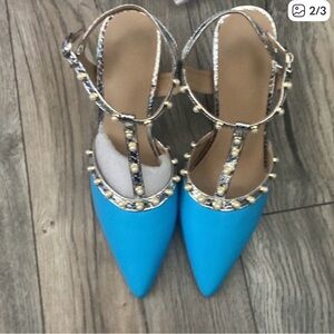SHEIN Blue Pointed T-Strap Studded Heels